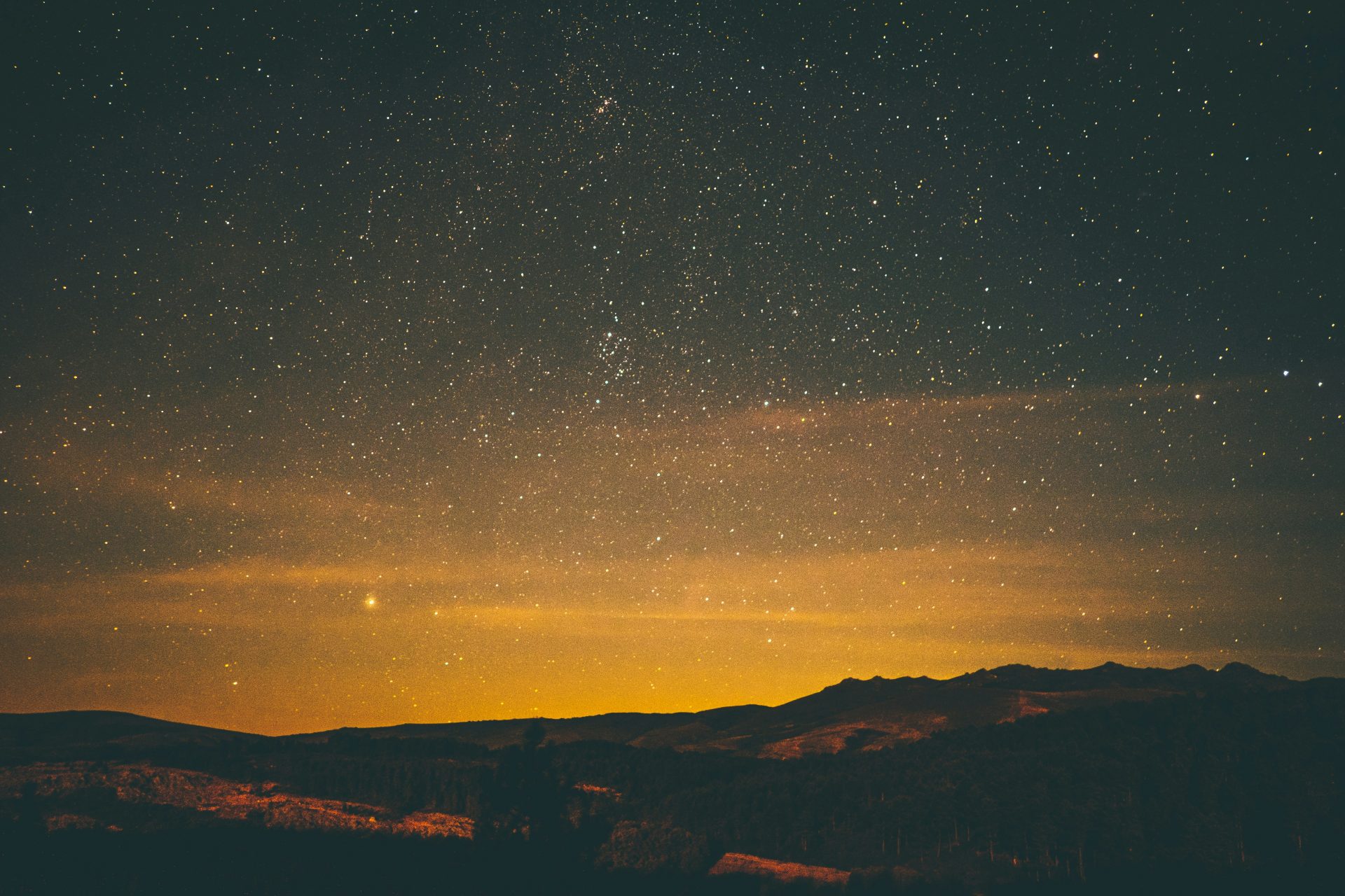 Matthäus 6:19-21 Wo dein Schatz ist, wird dein Herz sein — Ewige Werte statt vergängliche Schätze