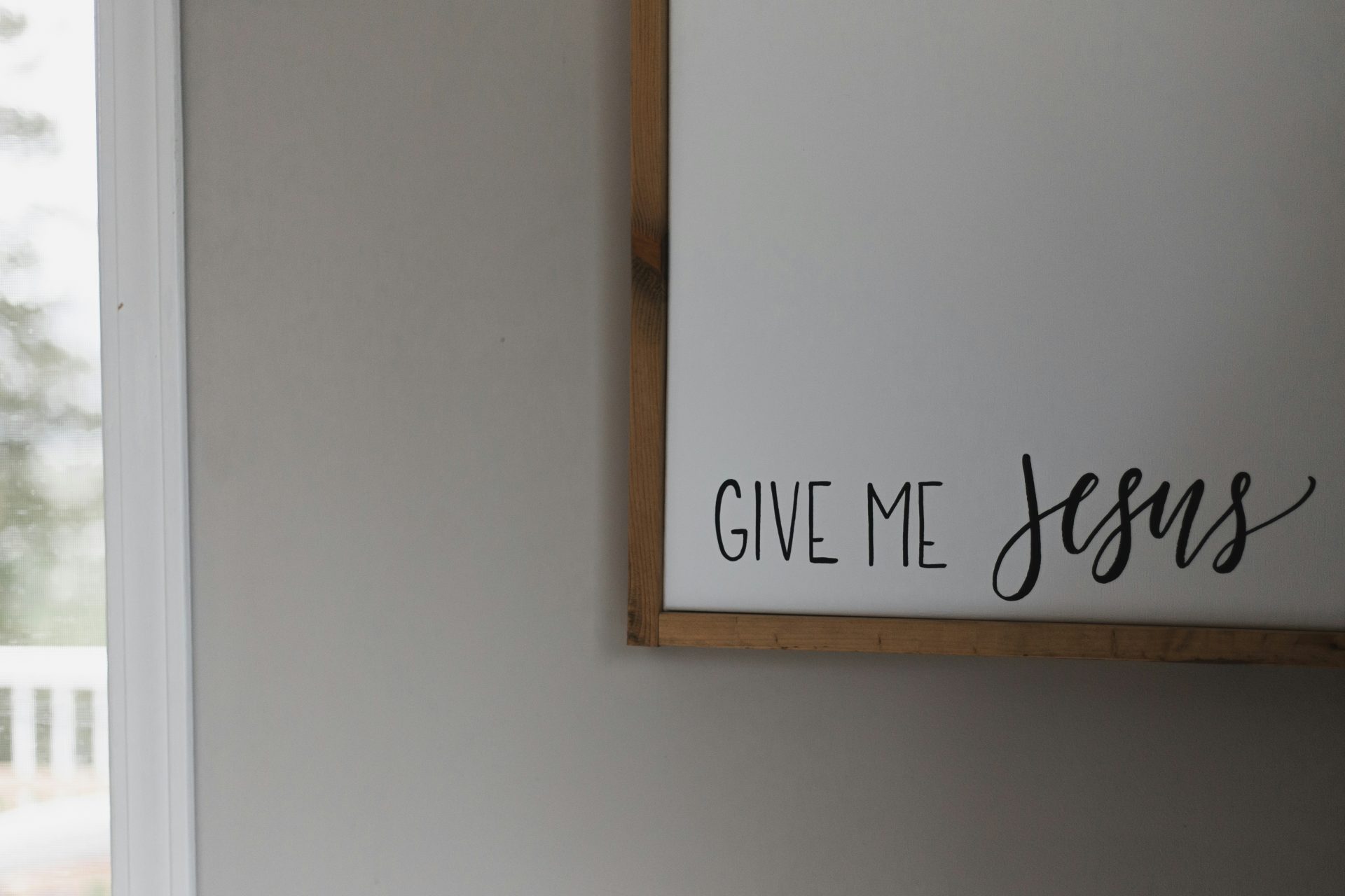 Psalm 34,20 ABER → „Zwar bleiben auch dem, der sich zu Gott hält, Schmerz und Leid nicht erspart; ABER aus allem befreit ihn der Herr!“