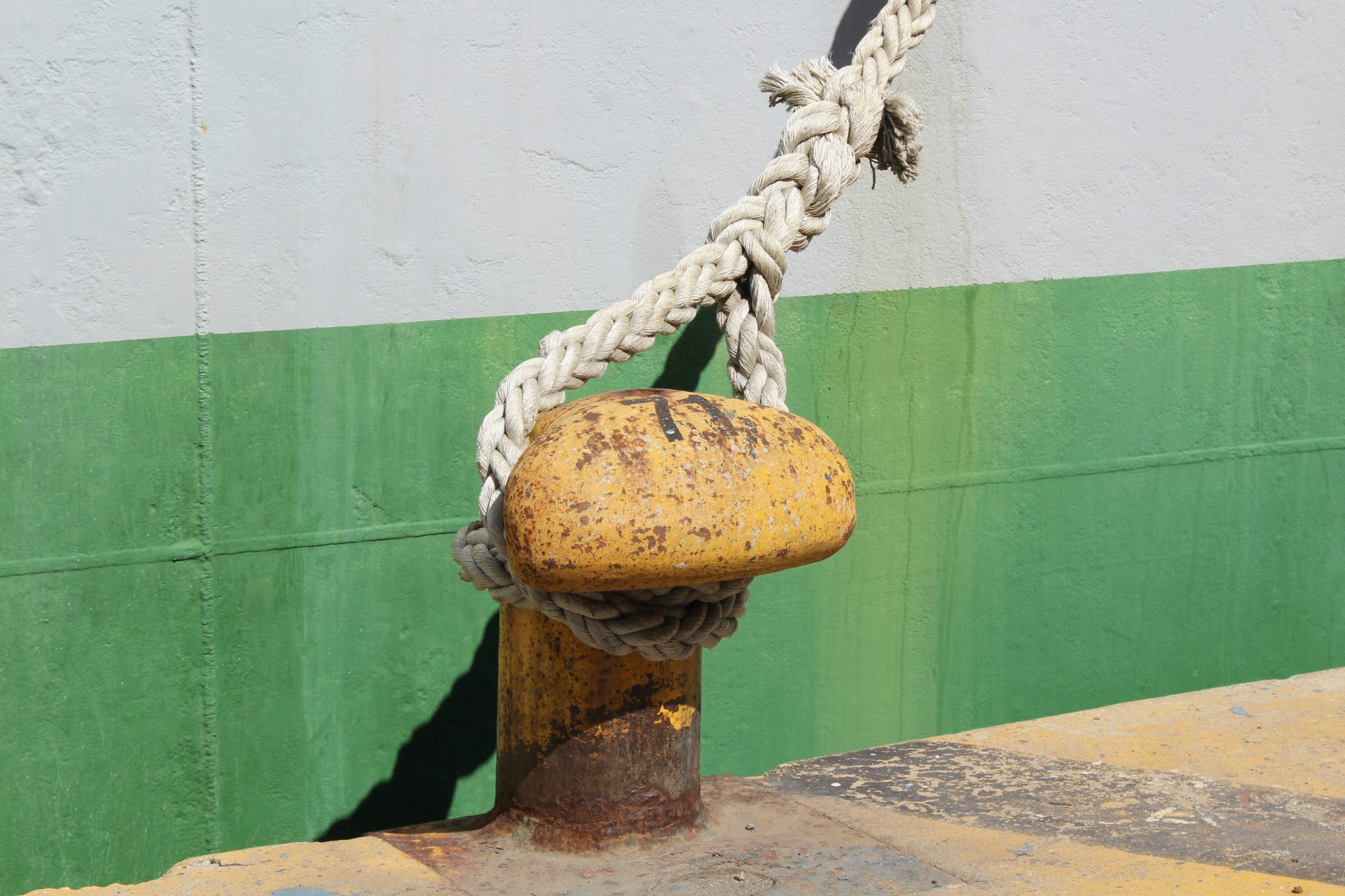 Jesaja 43,1 Ich hab dich. → „Fürchte dich nicht, denn ich habe dich erlöst; ich habe dich bei deinem Namen gerufen – du bist mein.“